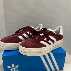 Adidas Gazelle Bold Women Casual Lifestyle Platform Shoes size 9 Shadow Red